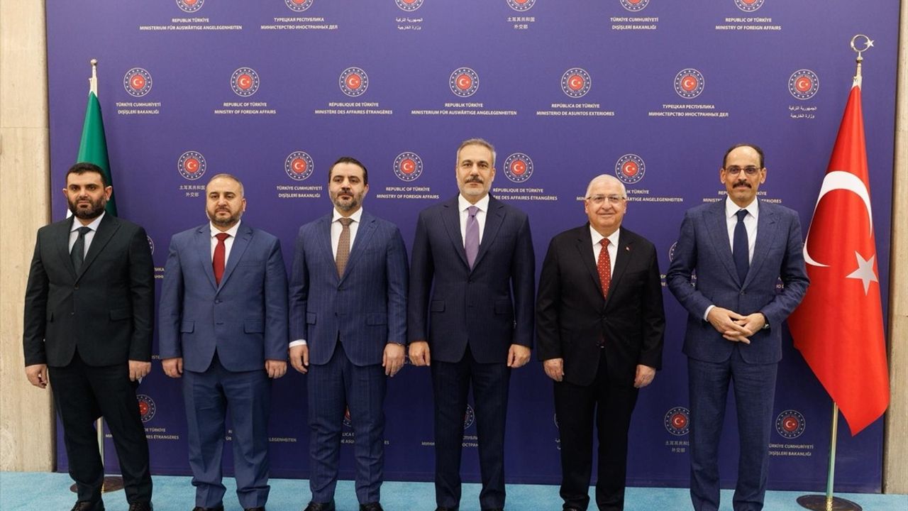 Bakan Fidan, Güler ve MİT Başkanı Kalın Ankara'da Suriyeli Mevkidaşlarıyla Görüştü