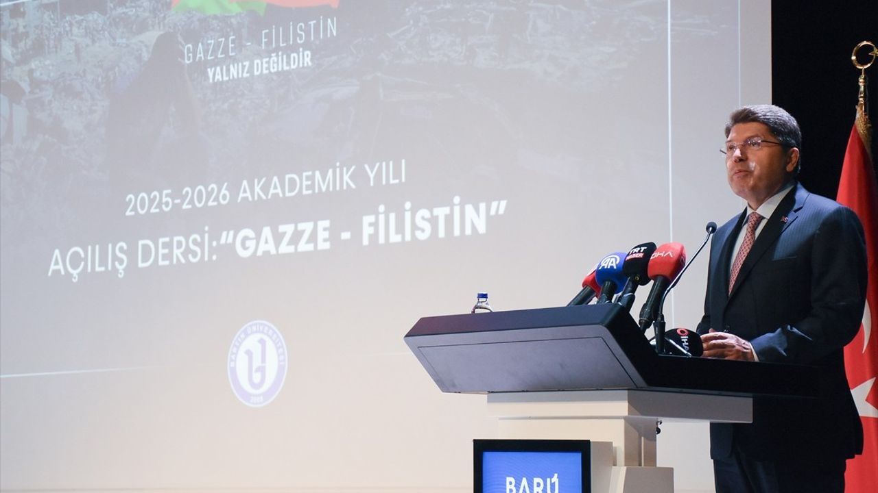 Bakan Tunç, Bartın Üniversitesi Açılışında 'İlk Dersimiz Gazze-Filistin' Konulu Konuşma Yaptı