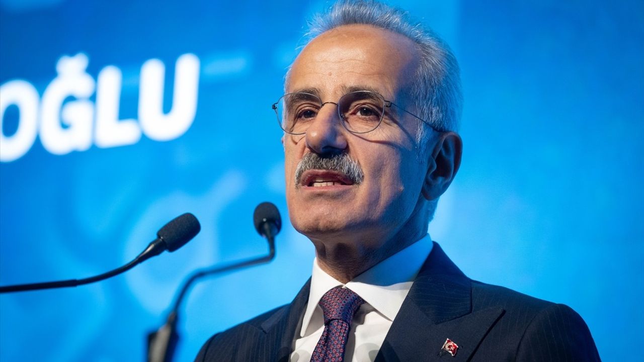 Bakan Uraloğlu: USOM 2025 Ekim'e kadar 74.594 zararlı bağlantıyı engelledi, 5G güvenliği önceliğimiz