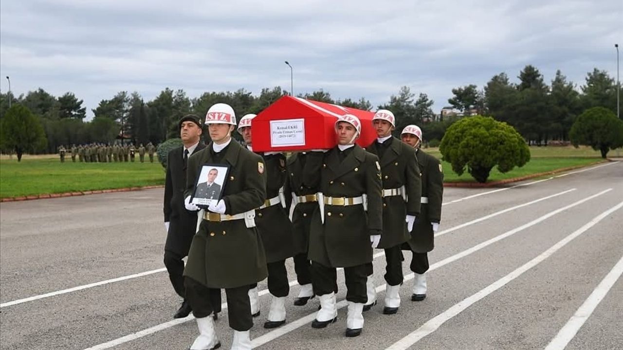 Balıkesir'de silahlı saldırı: 2 kişi yaşamını yitirdi, 2'si polis 7 kişi yaralandı; şüpheli etkisiz hale getirildi