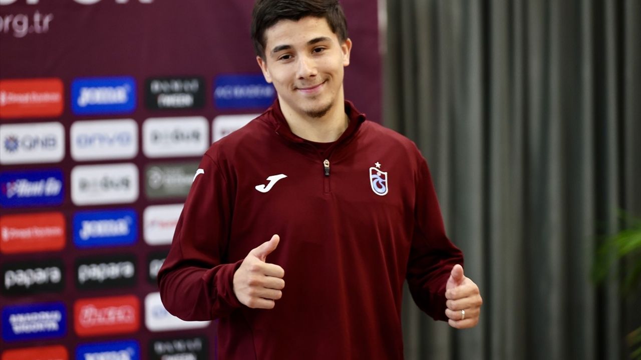 Benjamin Bouchouari: Sakatlığını Atlattı, Fatih Tekke Orta Sahanın Tüm Bölgelerinde Değerlendirilebilir