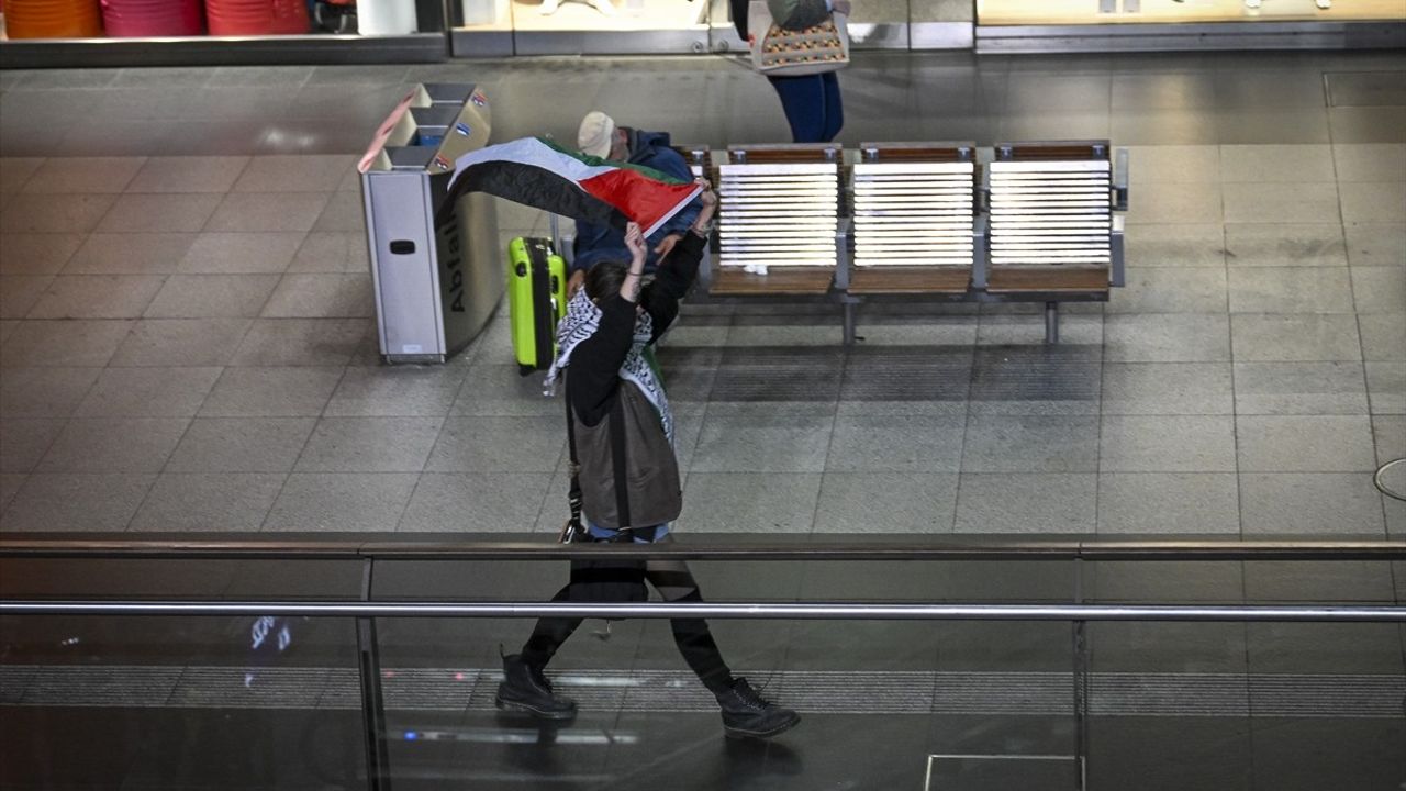 Berlin'de Küresel Sumud Filosu'na Destek Gösterisi