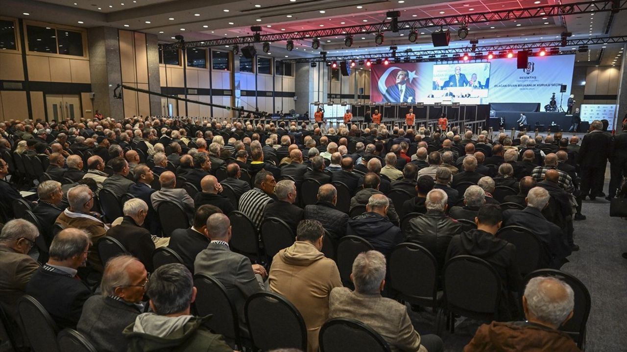 Beşiktaş Kulübü'nde Seçimli Olağan Divan Başkanlık Kurulu Toplantısı başladı