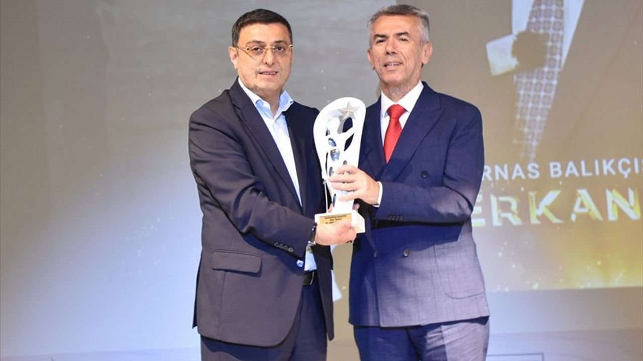 Buğday Tanesi'ne Uluslararası Bodrum Film Festivali'nde 'Halikarnas Balıkçısı' ödülü