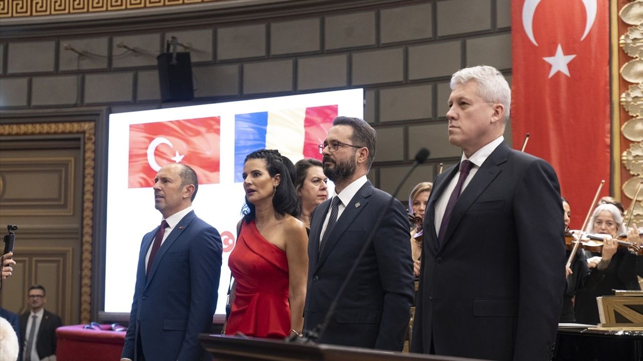 Bükreş'te 29 Ekim resepsiyonu: Türkiye Cumhuriyeti'nin 102. yılı kutlandı