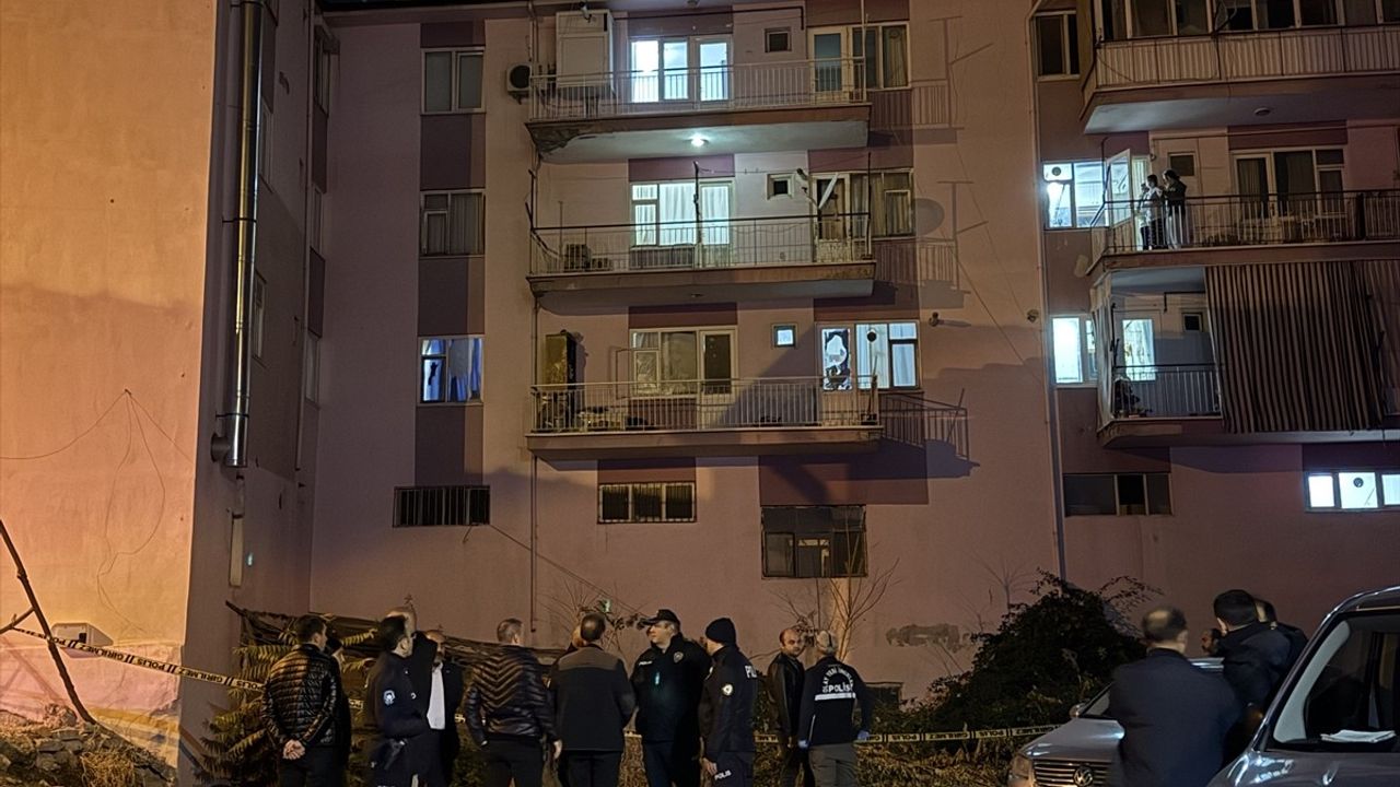 Burdur'da anten tamiri sırasında çatıdan düşen kişi hayatını kaybetti