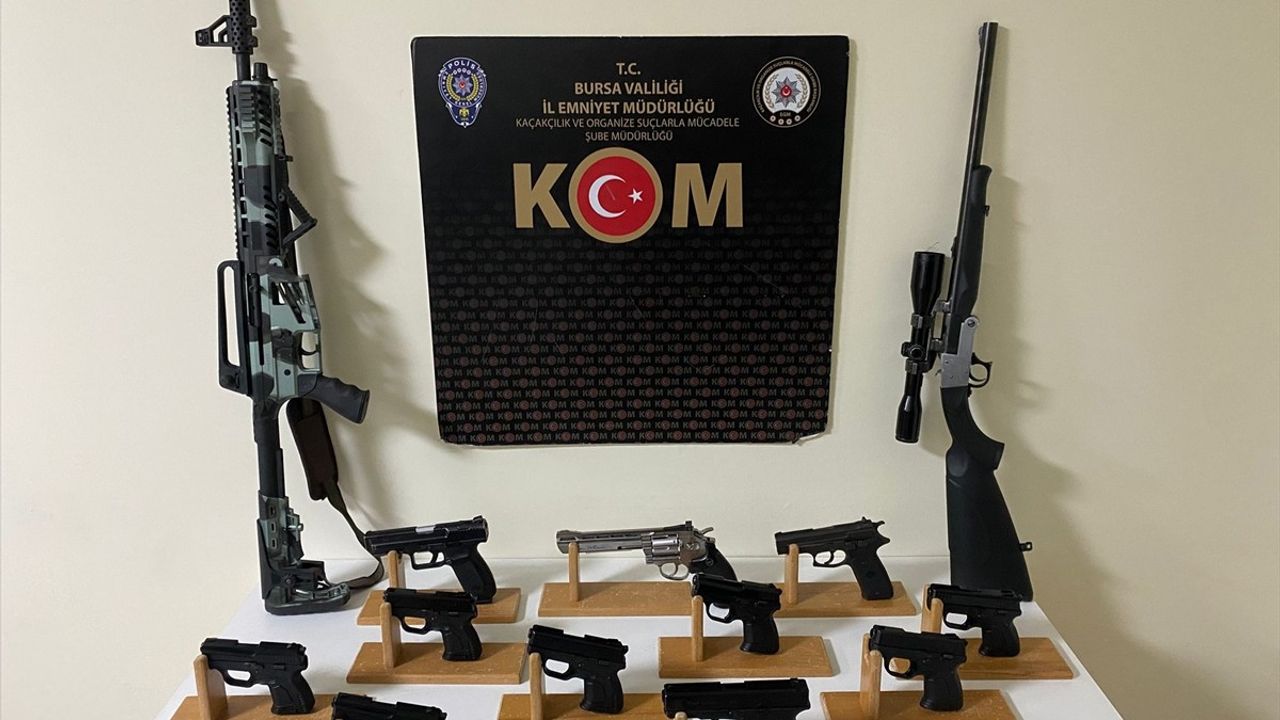 Bursa Gemlik'te Yasa Dışı Silah Ticareti Operasyonu: 1 Kişi Tutuklandı