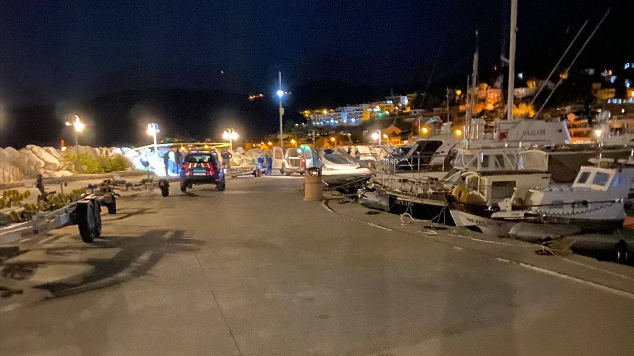 Çanakkale Ayvacık'ta liman kayalıklarında ölü bulunan kişi Özgür K.