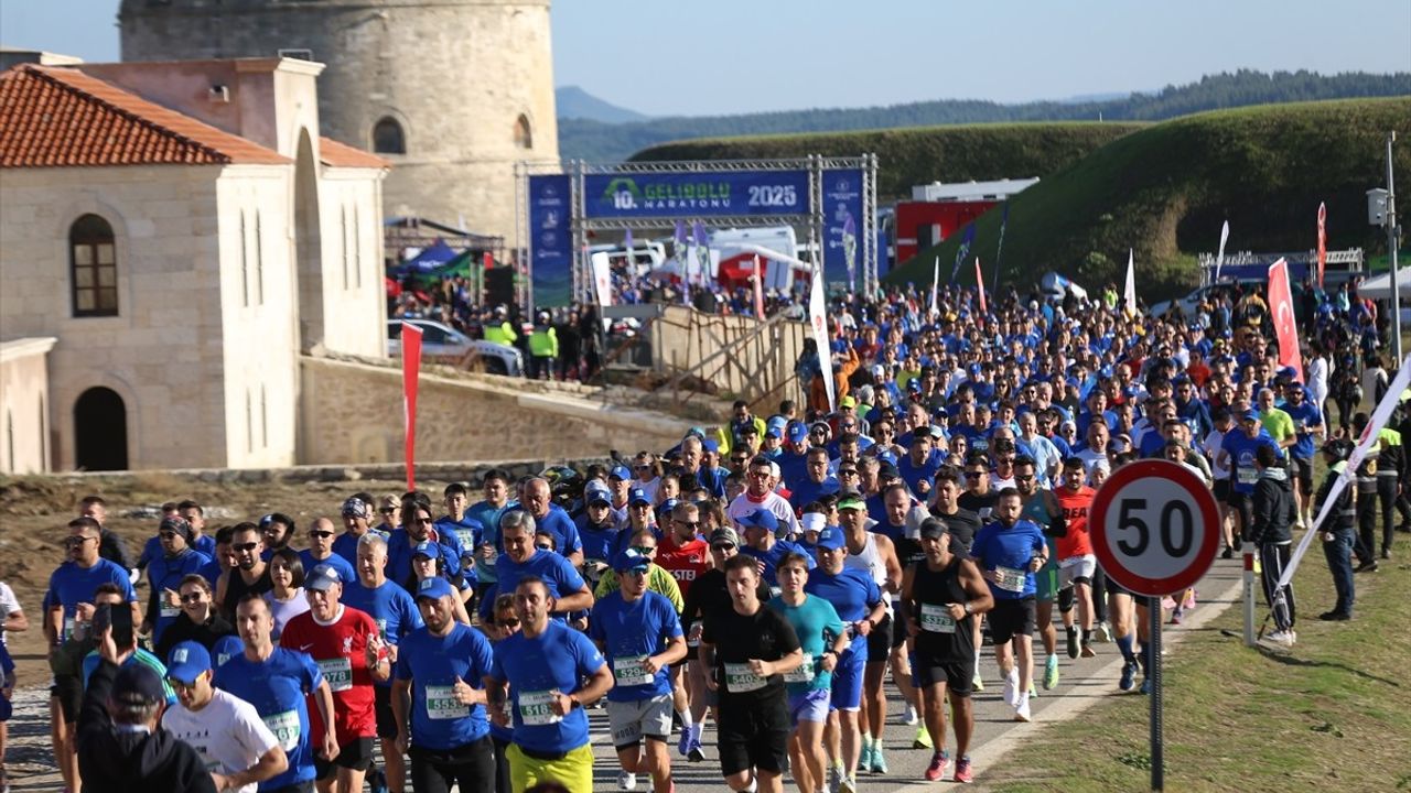 Çanakkale'de 10. Uluslararası Gelibolu Maratonu başladı: 27 ülkeden 3 bin 500 sporcu katılıyor