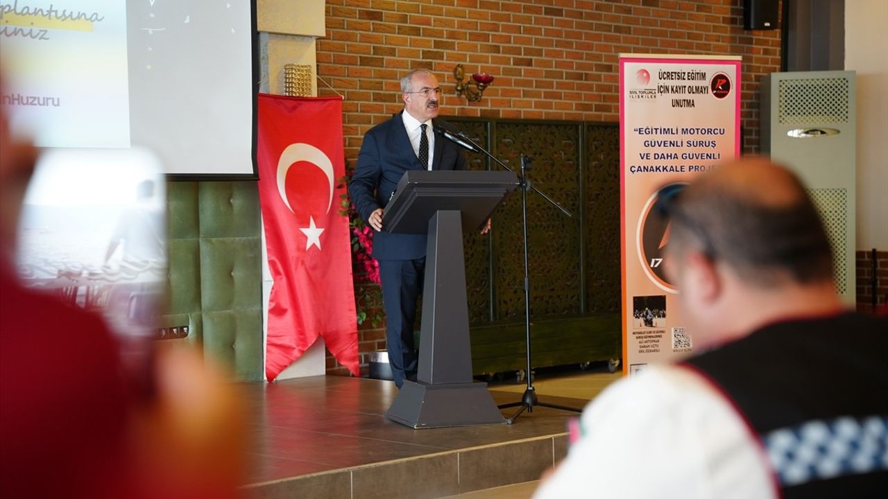 Çanakkale'de motosiklet sürücülerine ücretsiz eğitim: Eğitimli Motorcu Güvenli Sürüş ve Daha Güvenli Çanakkale Projesi