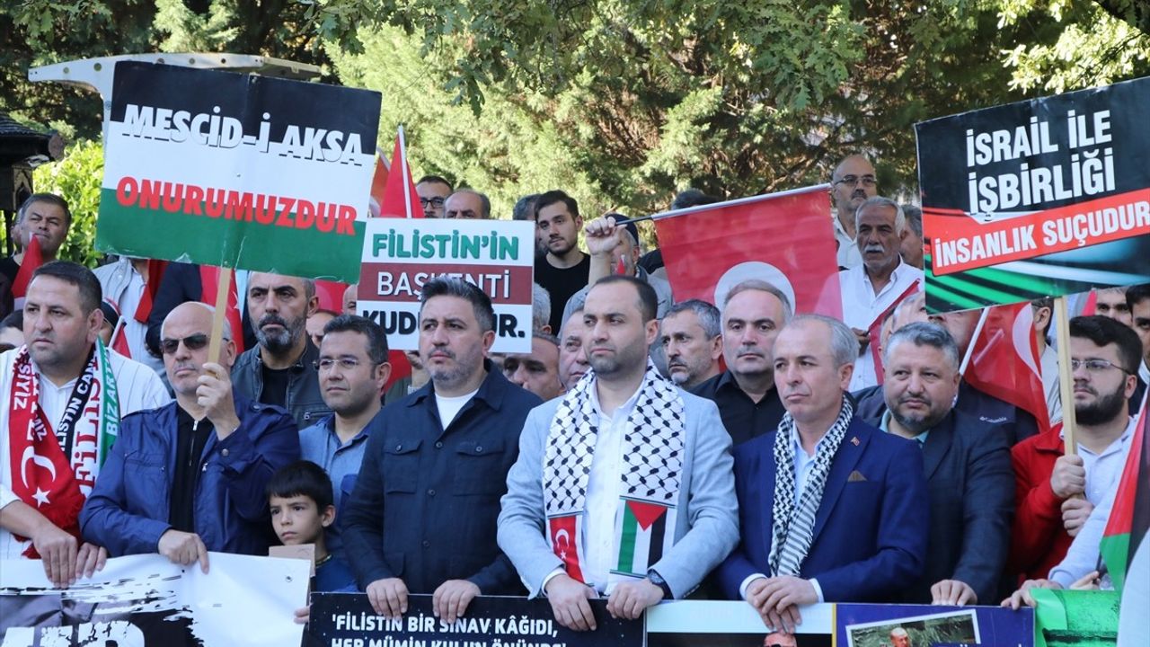 Çankırı'da 'Sumud'u Çankırı'dan Selamlıyoruz' programıyla Küresel Sumud Filosu'na destek gösterisi