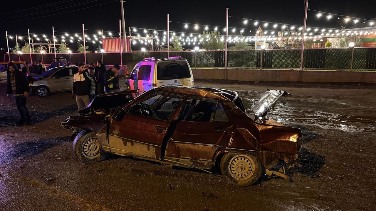 Çankırı'da üç araçlı trafik kazası: 9 yaralı, 1'i ağır