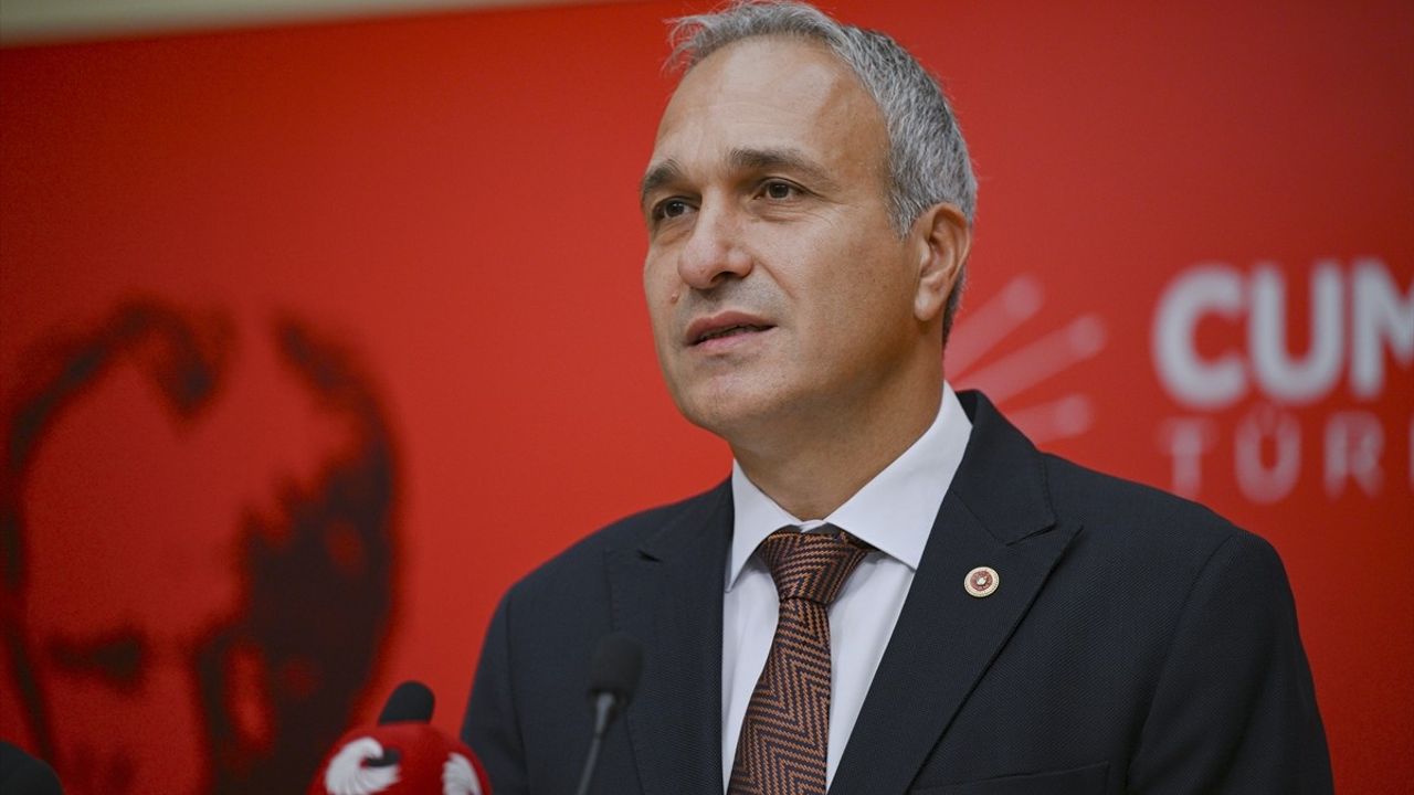CHP Genel Başkan Yardımcısı Özçağdaş: Zorunlu eğitim tartışmaları ülke geleceğini etkiliyor
