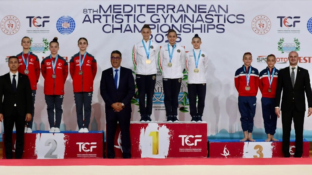 COMEGYM Şampiyonası'nda Türkiye kadınlar artistik cimnastikte 3 gümüş, 1 bronz kazandı