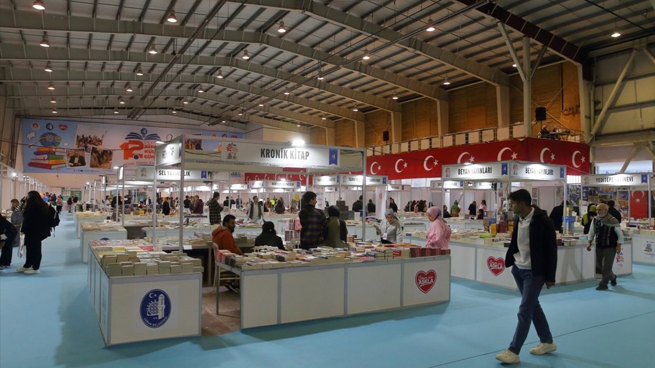 Çorum'da 12. Kitap Kültür Günleri açıldı: 80'den fazla yayınevi ve 135 söyleşi