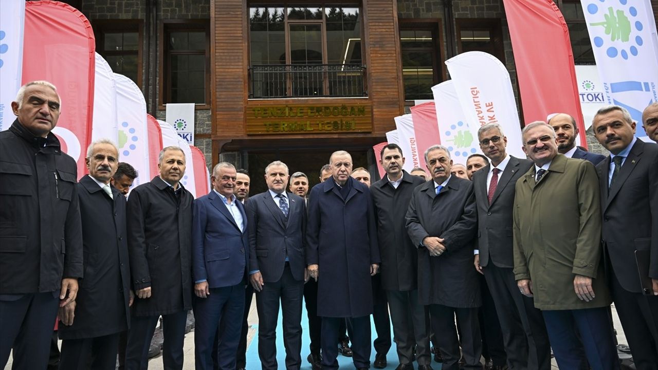 Cumhurbaşkanı Erdoğan Ayder Yaylası'nda Yenileme ve Koruma Çalışmalarını İnceledi