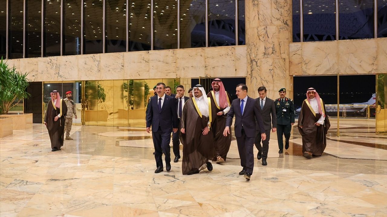 Cumhurbaşkanı Yardımcısı Cevdet Yılmaz, 9. Future Investment Initiative Forumu için Riyad’a geldi