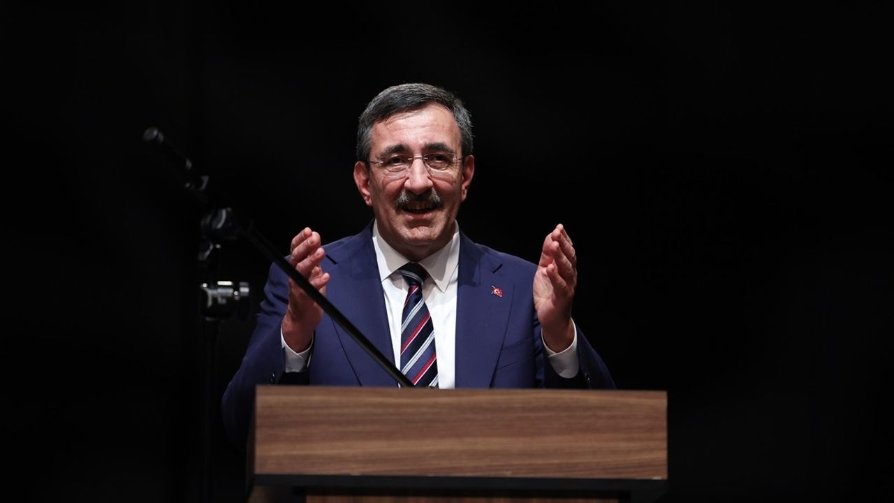Cumhurbaşkanı Yardımcısı Cevdet Yılmaz: Enflasyonla mücadele önceliğimiz; KÜDEF'in 'Kan Kardeş Oluyoruz' etkinliğinde konuştu