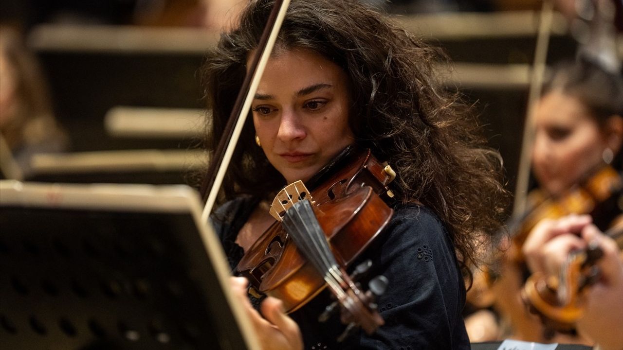 Cumhurbaşkanlığı Senfoni Orkestrası 200. yılını zengin konser programıyla kutlayacak