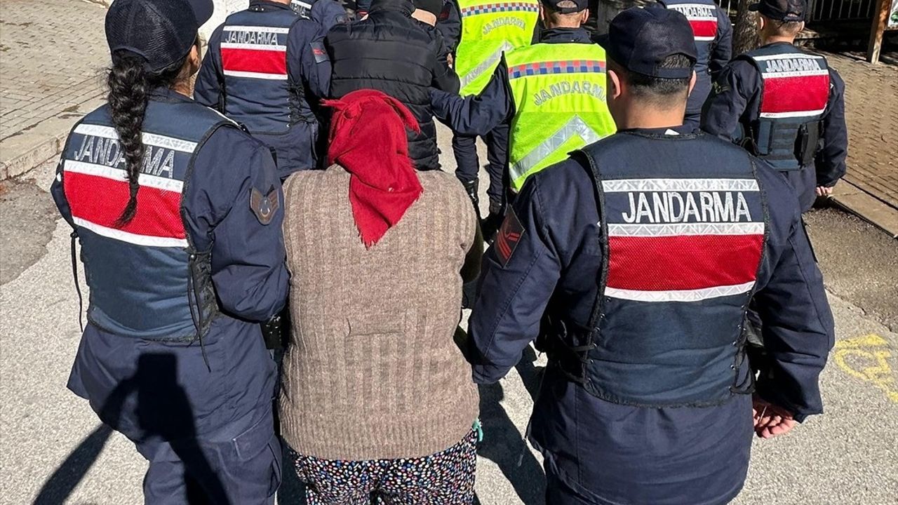 Denizli merkezli kablo hırsızlığı operasyonunda 9 şüpheli tutuklandı