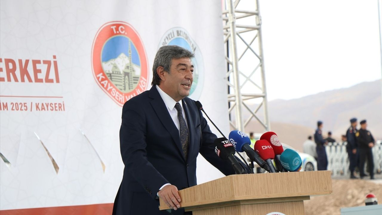 Develi'de 50 kişilik Fatma Turan Aksu Huzurevi'nin temeli atıldı; Bakan Göktaş projeyi anlattı