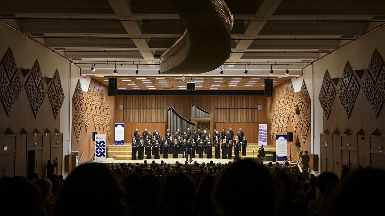 Devlet Çoksesli Korosu yeni sezon programını açıkladı: Beethoven, Carmina Burana, Mahler ve Fauré öne çıkıyor