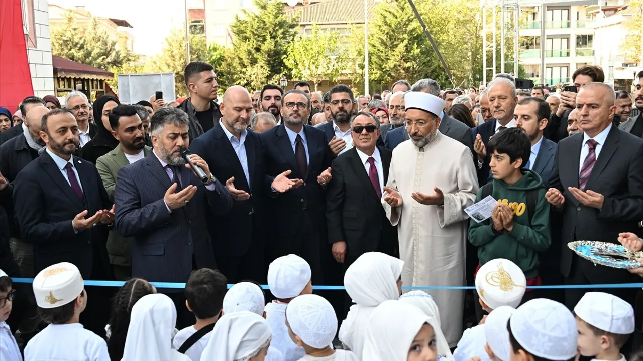 Diyanet İşleri Başkanı Arpaguş, Eyüpsultan'da Cennet Kur'an Kursu'nun açılışına katıldı