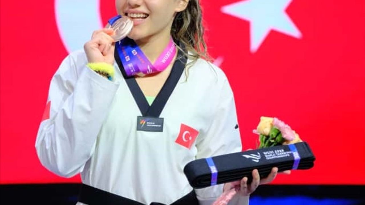 Dünya Tekvando Şampiyonası (Wuxi): Türkiye madalya sayısını 3'e çıkardı — Furkan Ubeyde gümüş, Sude Yaren bronz
