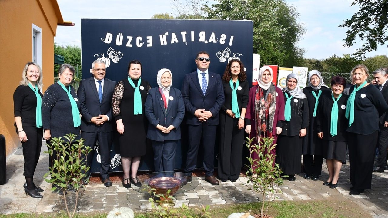 Düzce'de atıl köy okulu, kadın üreticilerin kooperatif binasına dönüştürüldü