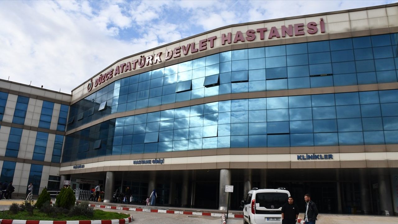 Düzce'de Beyin Ölümü Gerçekleşen Hastanın Organları 3 Kişiye Nakledildi