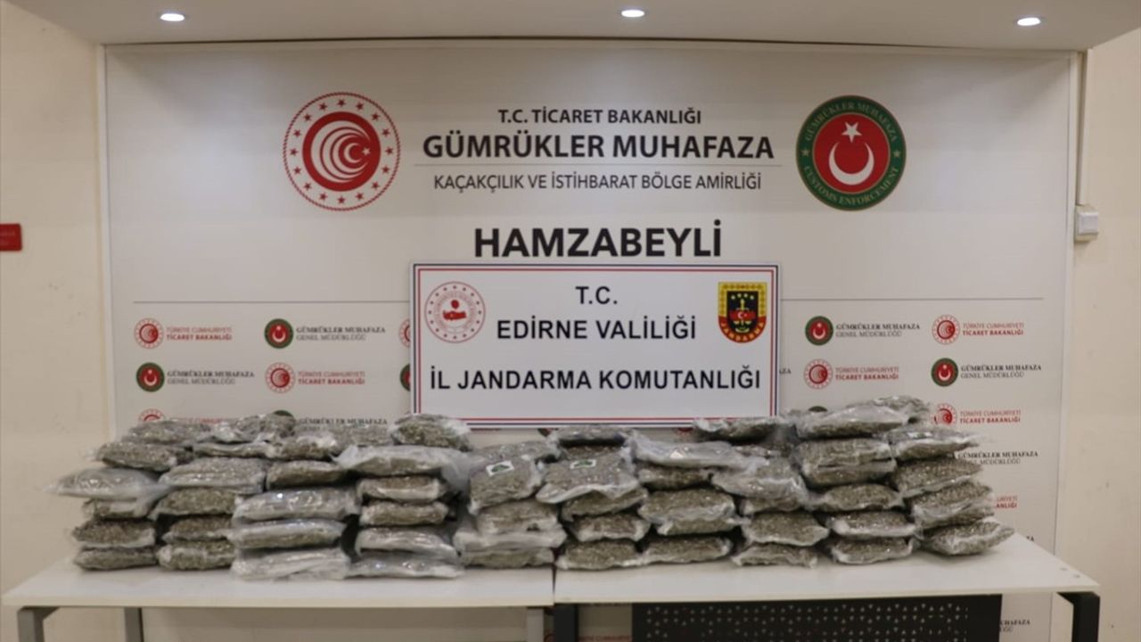 Edirne Hamzabeyli'de 105,2 kilogram uyuşturucu ele geçirildi: 4 şüpheli tutuklandı