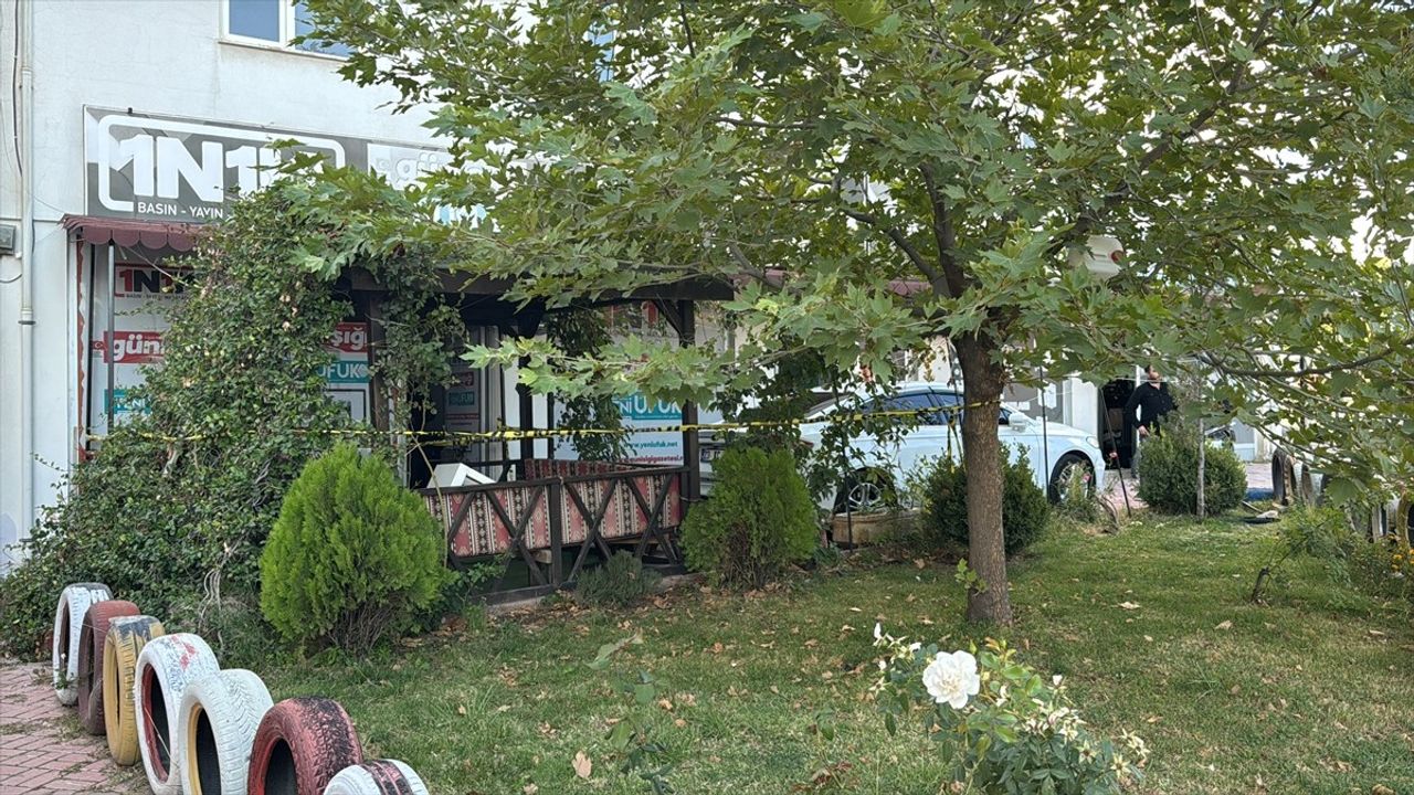 Elazığ'da Kent Konseyi Başkanı Mehmet Nafiz Koca'ya Silahlı Saldırı: Şüpheli Yakalandı