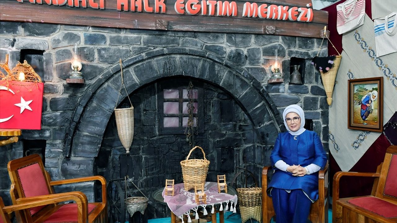 Emine Erdoğan 5. Rize Gastronomi Günleri'ni Ziyaret Etti