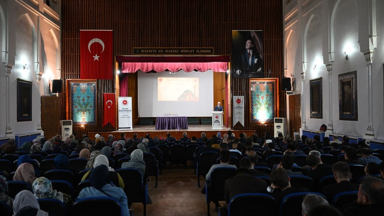 Enver Osman Kaan: Edirne'de Aile ve Cami Müslüman Toplumun Kimliğini Şekillendiriyor