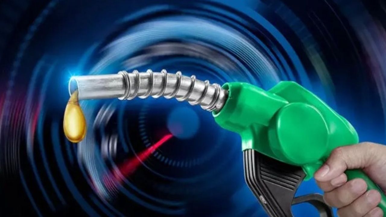 EPDK Onayıyla Akaryakıtta İndirim: Benzine 1,30 TL, Motorine 1,38 TL