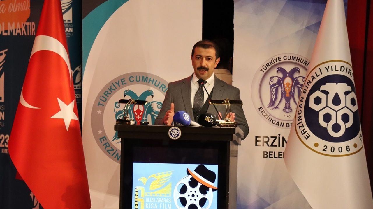 Erzincan 6. Uluslararası Kısa Film Festivali ödül töreniyle sona erdi