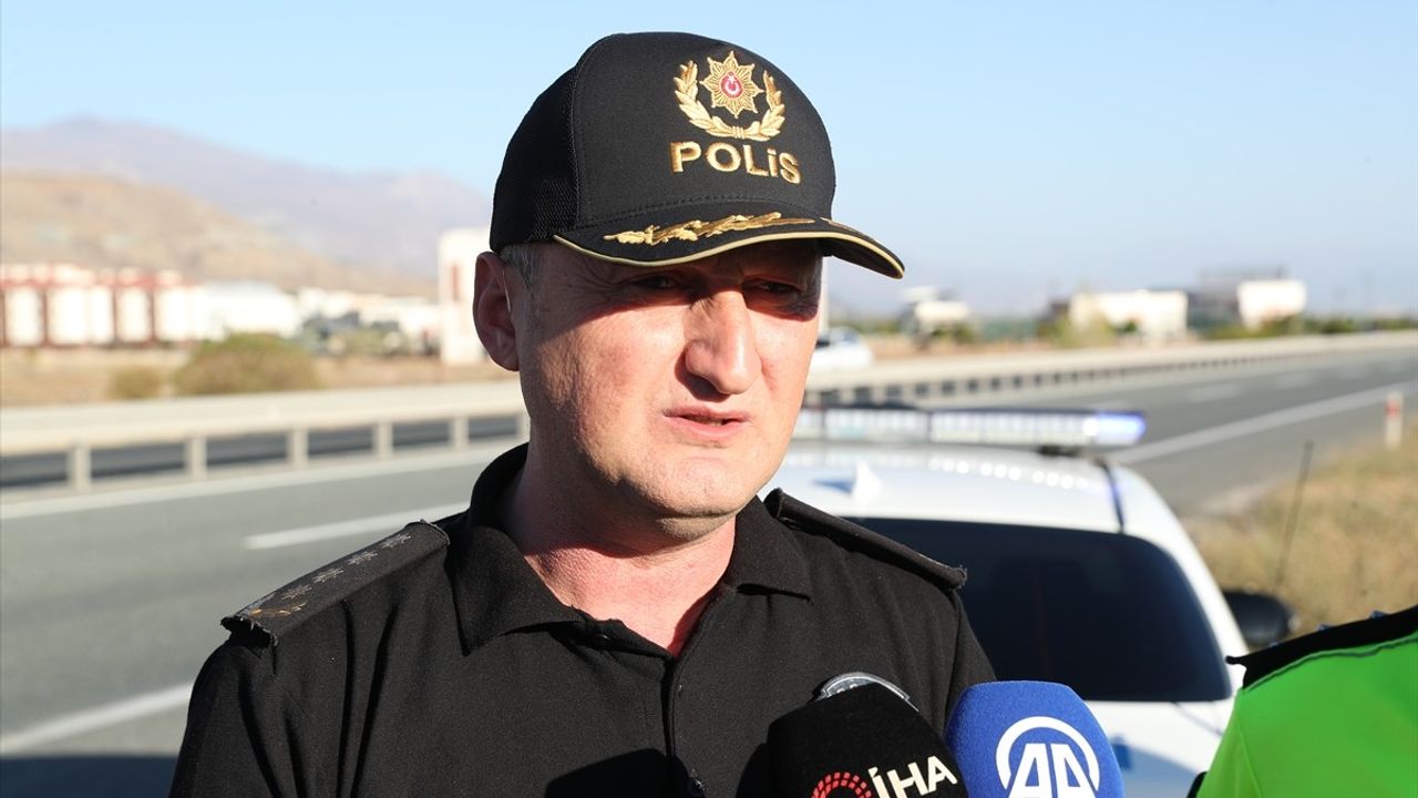 Erzincan'da Sakaltutan Geçidi'ne çelik bariyer uygulamasıyla Refahiye-Erzincan D-100'de ölümlü kazalar sıfırlandı