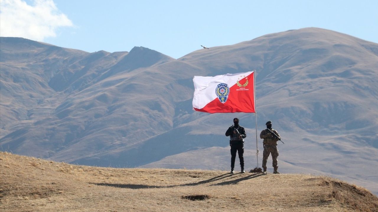 Erzurum polisi Aziziye Destanı'nın 148. yılında tabyalarda nöbette