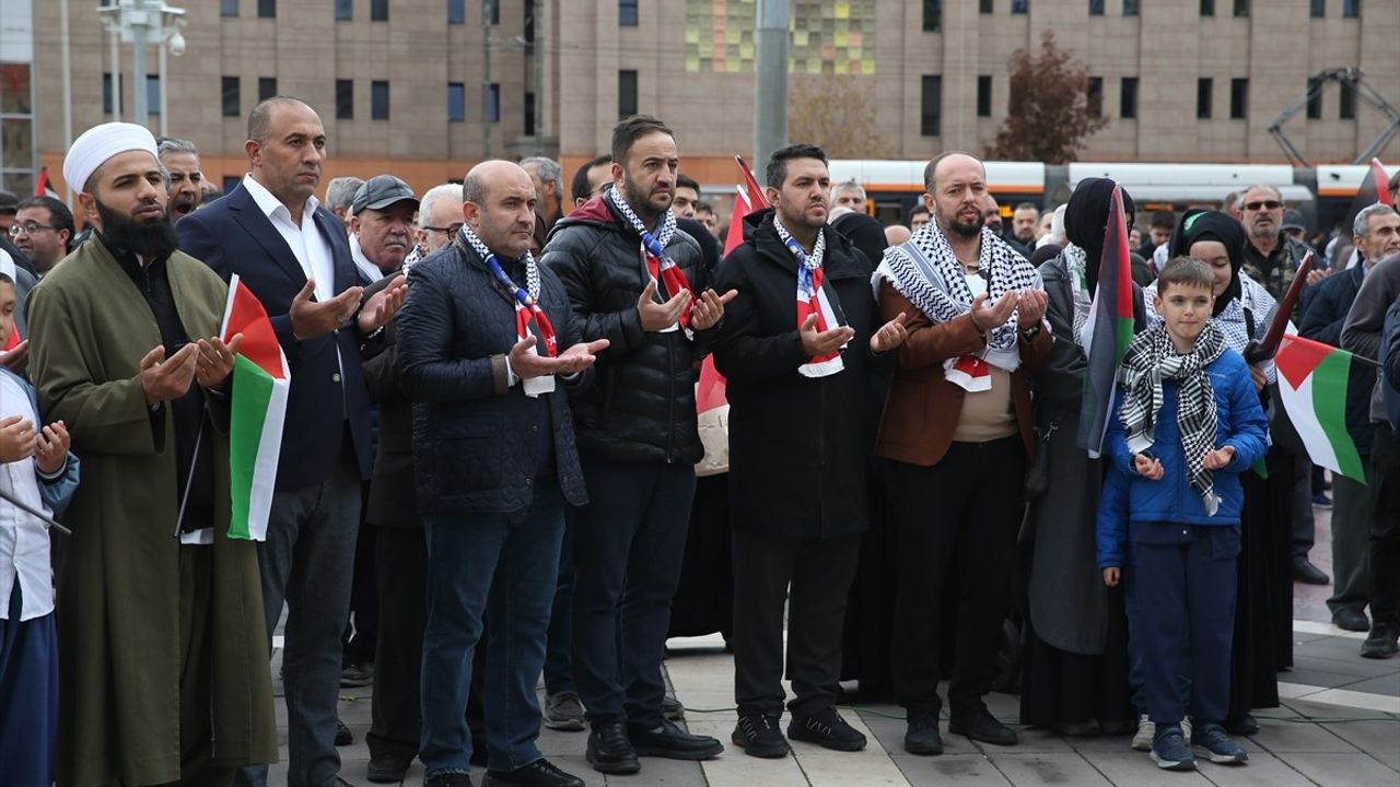 Eskişehir'de 'Gazze'ye Bir Dua Bir Umut' programı: Ateşkes sonrası dayanışma buluşması