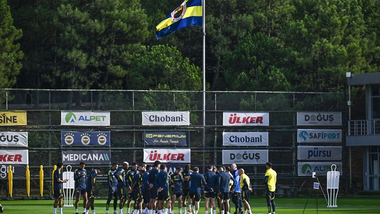 Fenerbahçe, UEFA Avrupa Ligi 3. haftasında Stuttgart maçına hazır
