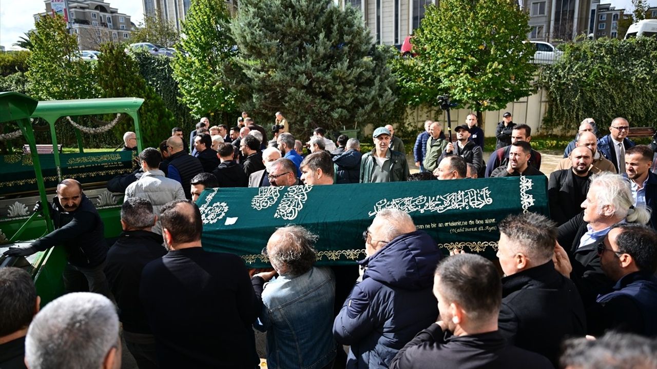 Fenerbahçe Yönetim Kurulu Üyesi İlker Alkun'un Babası İbrahim Alkun Uğurlandı