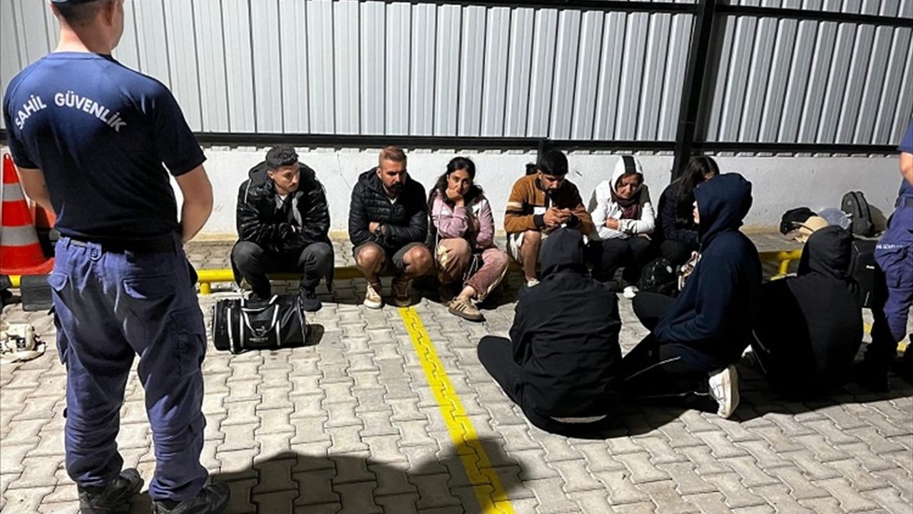 Fethiye'de Akmaz Plajı'nda 20 düzensiz göçmen yakalandı