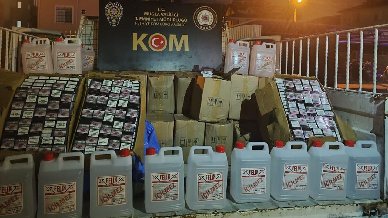 Fethiye'de kaçak içki operasyonu: 1 ton 100 litre etil alkol ve 1 ton 980 litre sahte şarap ele geçirildi
