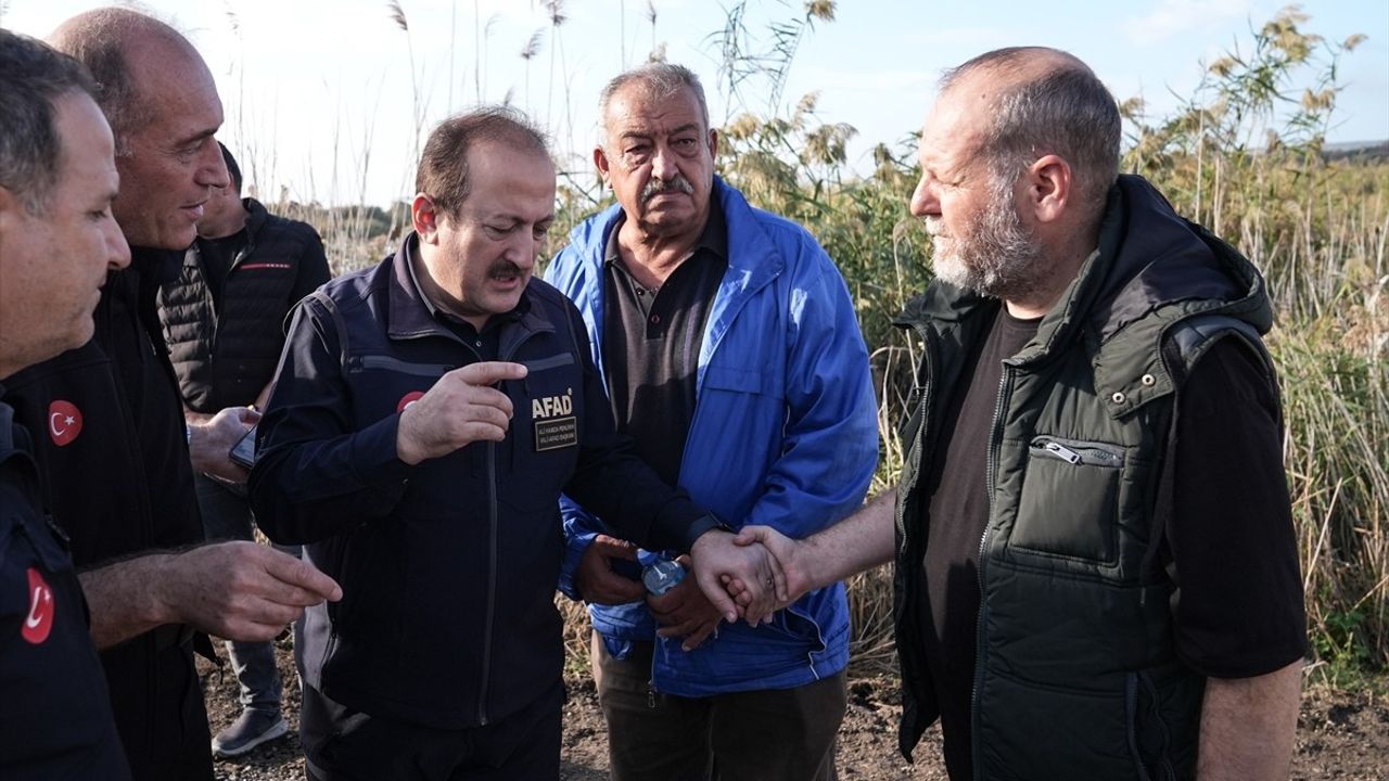 Foça'daki selde kaybolan 70 yaşındaki Bülent Kaptanoğlu'nun cansız bedenine ulaşıldı