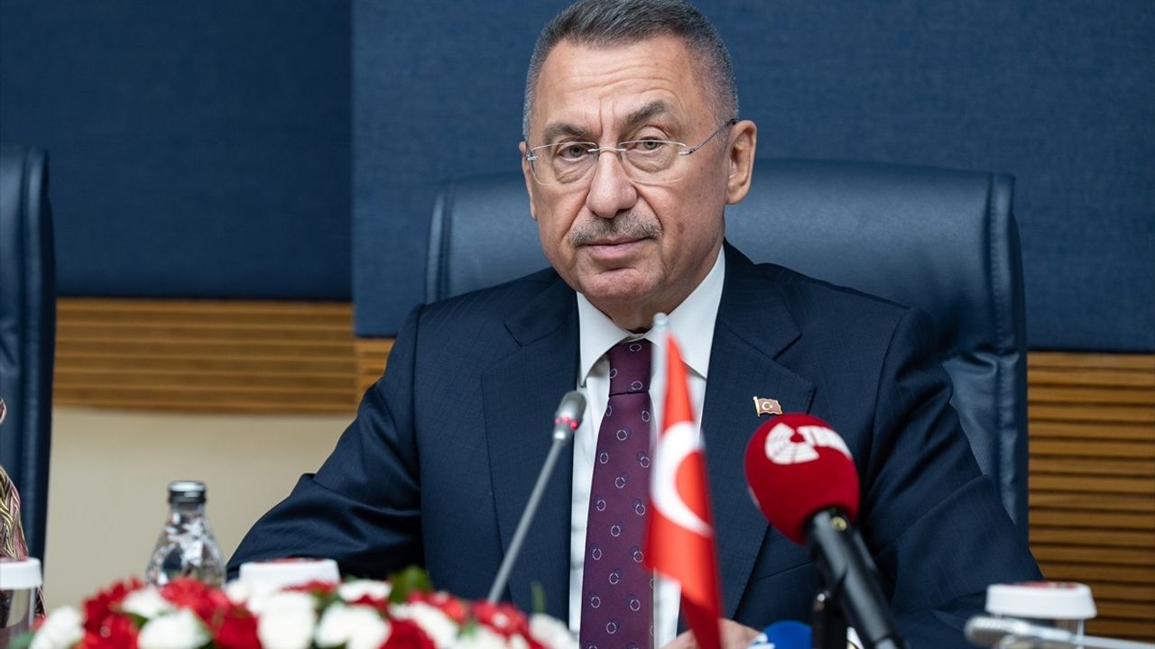 Fuat Oktay, Finlandiyalı Mevkidaşı Johannes Koskinen ile Meclis'te Görüştü