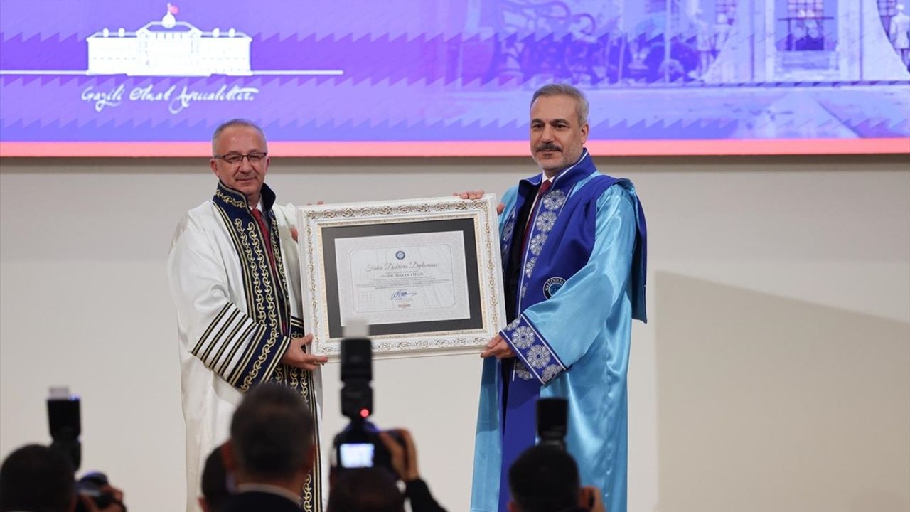 Gazi Üniversitesi'nde 2025-2026 Akademik Yılı Açılış Töreni gerçekleştirildi