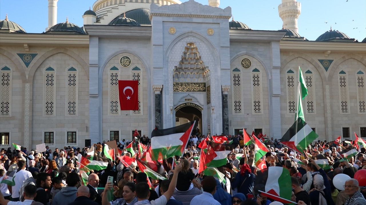 Gaziantep'te Şahinbey Belediyesi ve Kudüs Platformu'ndan Filistin'e Destek Yürüyüşü