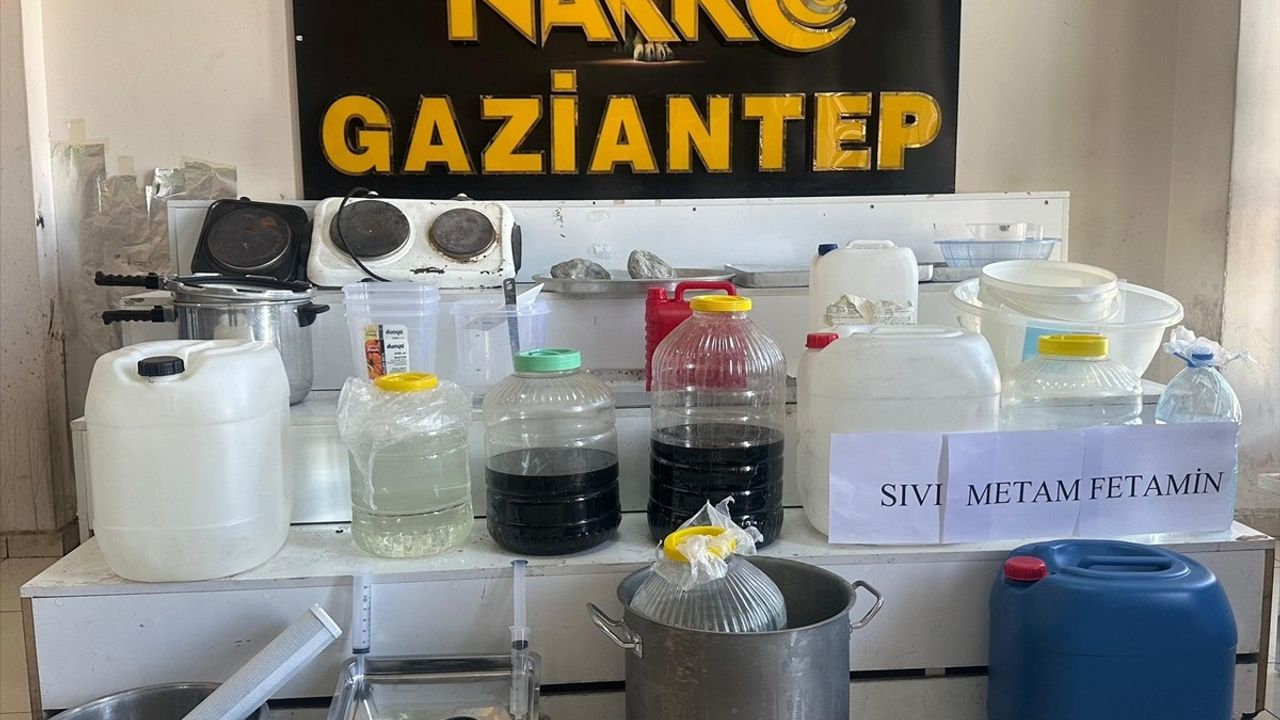 Gaziantep'te Uyuşturucu İmalatı Operasyonu: 3 Şüpheli Tutuklandı