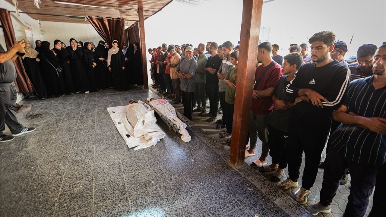 Gazze'de ateşkese rağmen doğuda açılan ateşte 2 Filistinli hayatını kaybetti