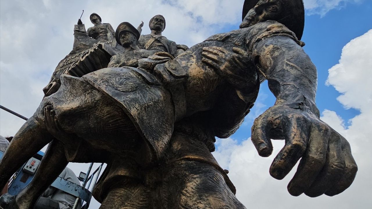 Gelibolu Yarımadası'nda Tarihe Saygı Parkı yenileniyor: Anıt, maket ve canlandırma alanı restorasyonu